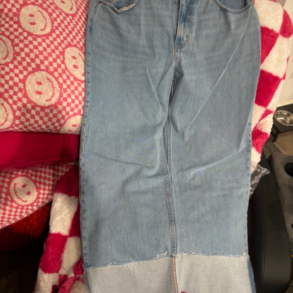 Curve Love High Rise 90s Relaxed Jean - Picture 4 of 6